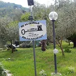 Pie Del Castello B&B 레반토