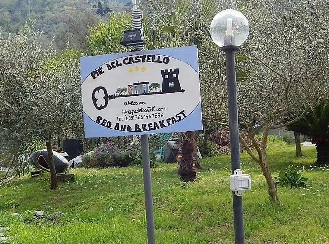 Pie Del Castello Bed and Breakfast Λεβάντο