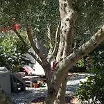 城堡之下住宿加早餐旅馆 莱万托