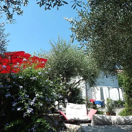 ベッド・アンド・ブレックファスト Pie Del Castello 4*